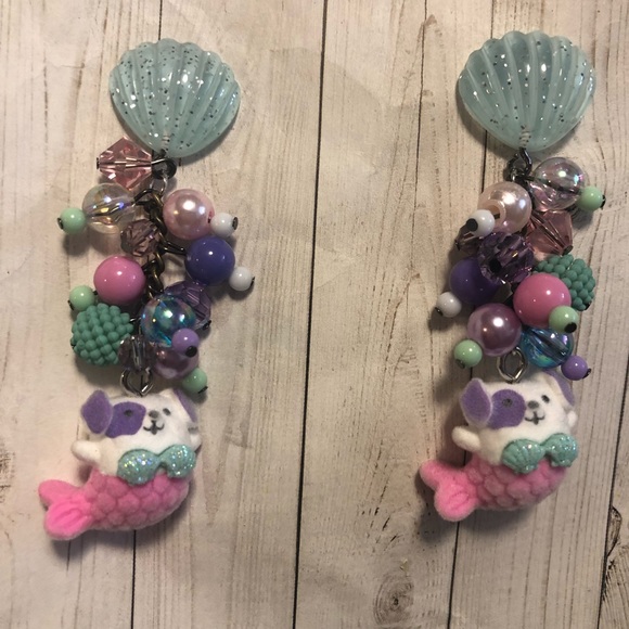 nice vs naughty Jewelry - Mermaid puppy dog 🌊 beach charm earrings crystal
